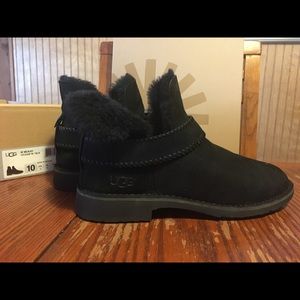 BRAND NEW McKay UGG